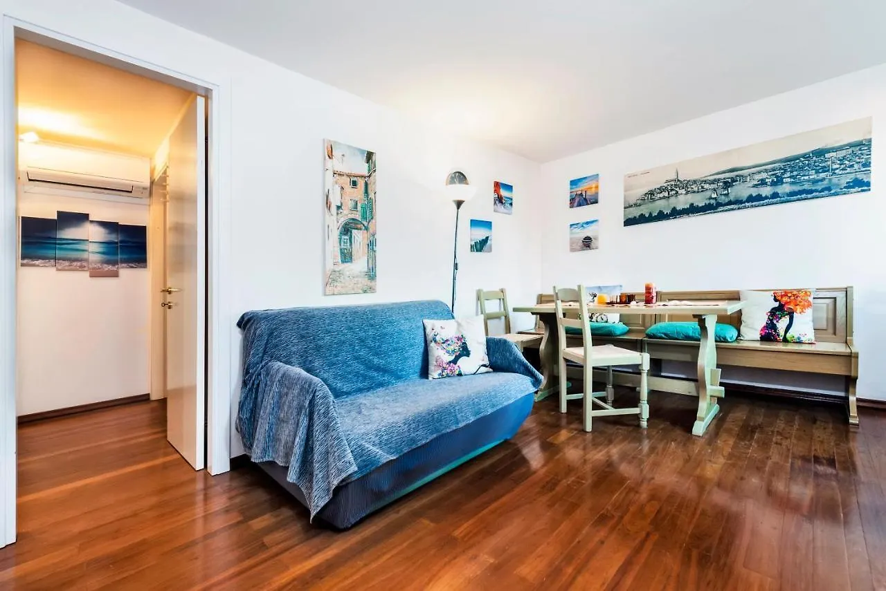 Havana - Apartment With Sea View Rovinj Croatia