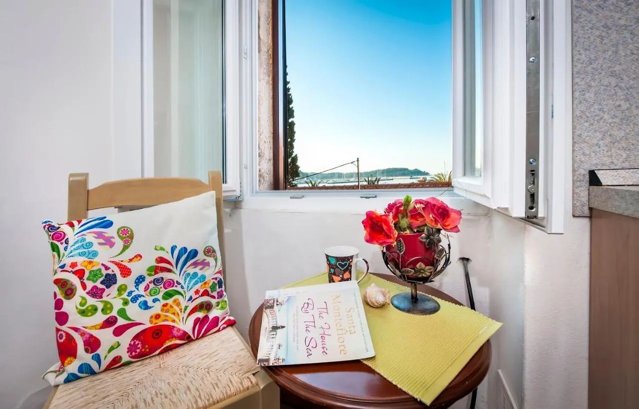 Havana - Apartment With Sea View Rovinj